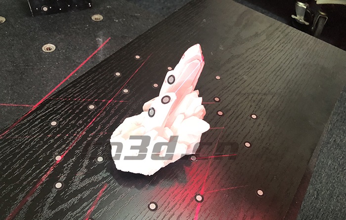 工藝品“水晶”三維掃描