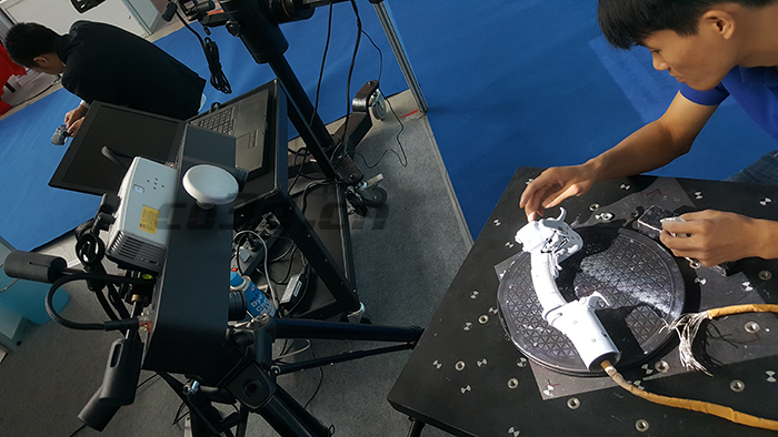 蘇27戰(zhàn)斗機(jī)操縱桿三維檢測